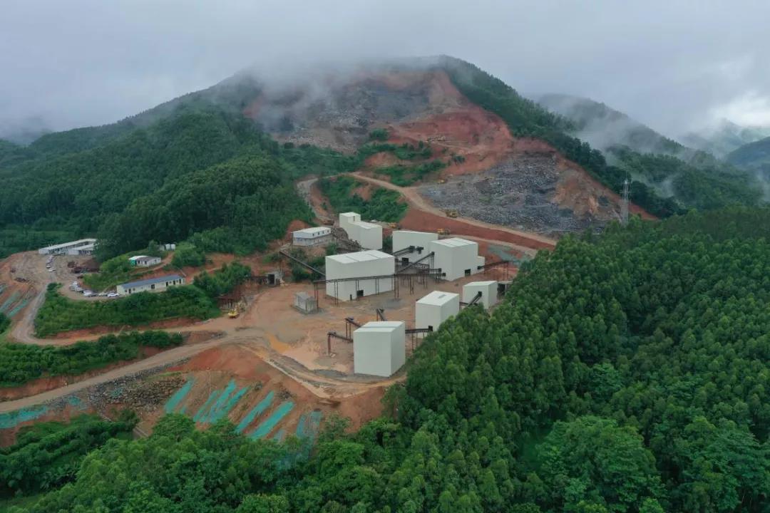 現場丨磊蒙集團于海南打造大型砂石骨料生產項目